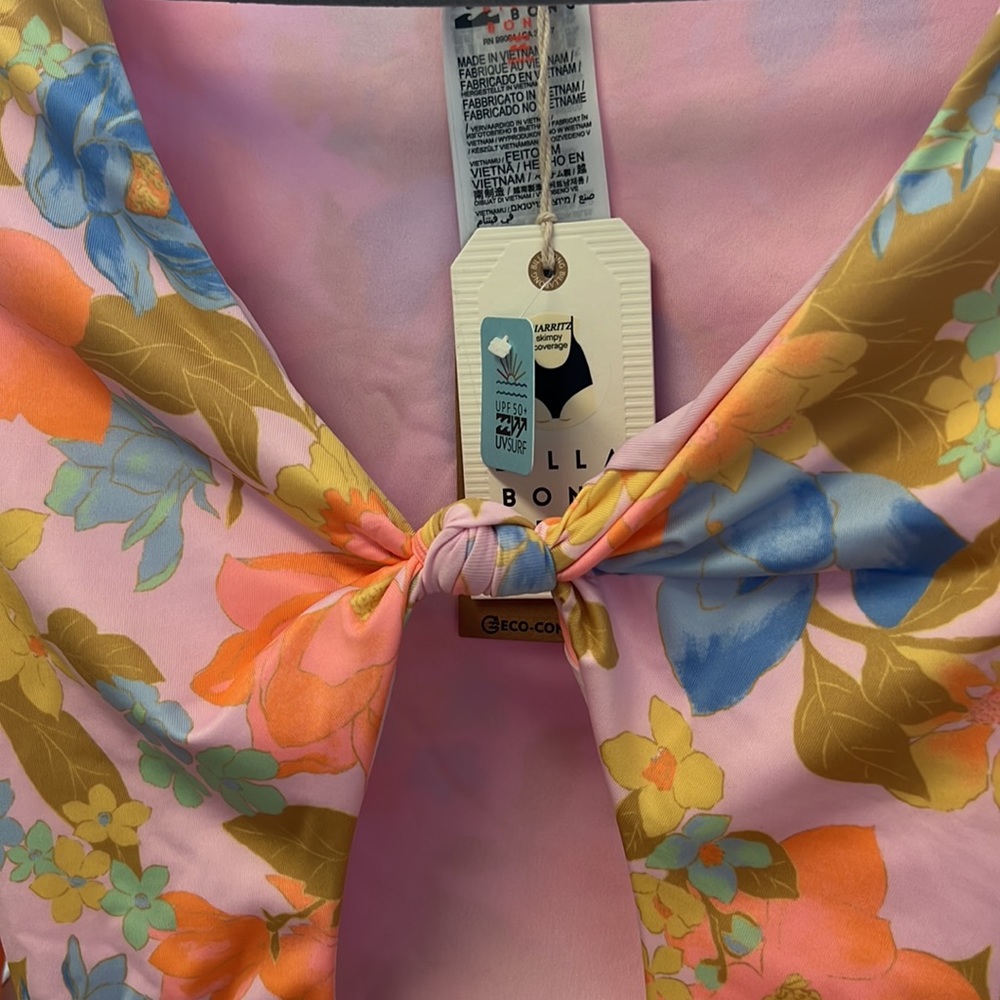 NWT Billabong Pick me up bodysuit one piece swimsuit. Size M. - Picture 5 of 7